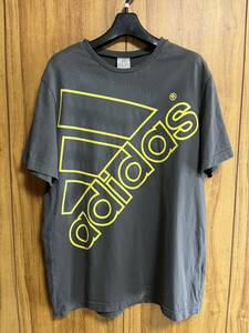 adidas アディダス　カーキ半袖Tシャツ L