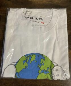 UT UNIQLO KAWS ユニクロ　カウズ　PEACE FOR ALL Tシャツ 