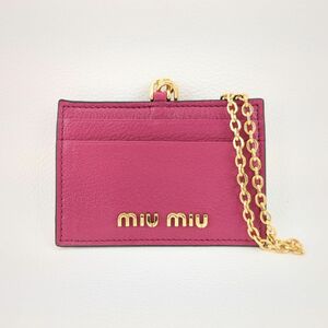 美品】ミュウミュウ パスケース カードケース FUXIA ピンク 5MC058 MADRA レザー ギャランティーカード付 MIU MIU ◆3107/SBS通り店