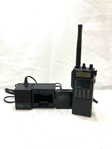 【中古品】(※動作未確認)　無線機　ケンウッド　KENWOOD　TH-77 ＋ 充電器 BC-10 ＋ バッテリーケース BT-6【送料別】HD0294