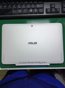 中古ジャンク扱い　ASUS T100H ホワイト　本体のみ