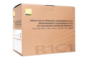 1円～ ★超美品★ 現状販売 ★ Nikon ニコンクローズアップスピードライトコマンダーキット R1C1（SU-800+SB-R200ｘ2+他付属品）