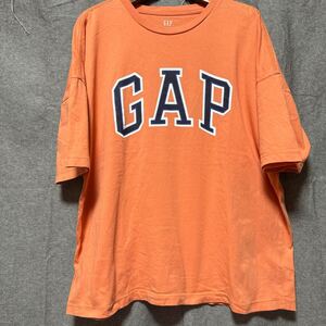 美品 GAP ロゴ Tシャツ オレンジ色 Ｍ お