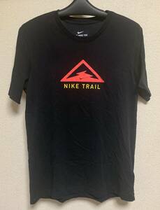 ♪♪ THE NIKE TEE ナイキ Ｍサイズ ユーズド ♪♪