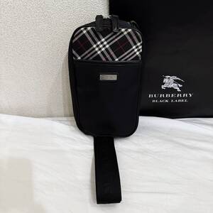 美品 激レア BURBERRY BLACK LABEL バーバリーブラックレーベル ナイロン&本革 スリングバッグ 縦型ボディバッグ ノバチェック 黒 #2901