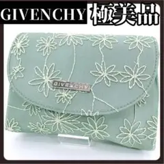 GIVENCHY　ジバンシー　ライトグリーン　ポーチ　化粧品入れ　小物入れ　花柄