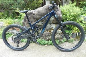 中古美品 Trek Slash 8 Gen 6 Mサイズ 2024 トレック　スラッシュ8 エンデューロ ダウンヒル　フルサスペンション