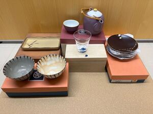 未使用 【 たち吉 橘吉 和食器 まとめ セット 】 TACHIKICHI 茶器 優々 鉄絵十草 組茶碗 花風情 銘々皿 吉祥 グラス 木 長角皿 和 食器 皿