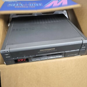 「1FH54」SONY 高画質Hi8/S-VHS・整備済保証付WV-SW1中古動作美品 リモコン無し　現状(241116)