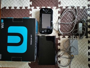 美品 WiiU 本体 ファミリープレミアムセット 32GB 動作確認済 黒 ブラック 液晶保護フィルム ＨＤＭＩ マリオカート内蔵 内箱.説明書有