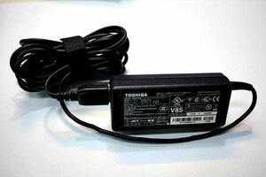 ★4個入荷★ 東芝/ACアダプター ◆PA3282U-2ACA/15V 4.0A/外径約6.5mm 内径約3.0mm◆ 東芝AC15V40Y