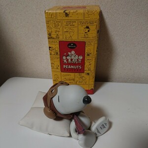 スヌーピー　陶器フィギュア　箱付き　ホールマーク　PEANTS　GALLERY　SNOOPY　フライングエース　2000年　レトロ 【5-051505】