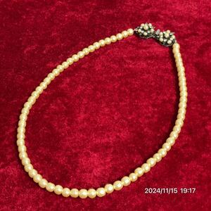 美品 MIRIAM HASKELL ミリアムハスケル フェイクパール ラインストーン 星 スター金具 ヴィンテージ調 ネックレス アクセサリー