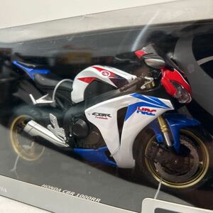 アオシマ 1/12 HONDA CBR1000RR トリコロールカラー ホンダ CBR FIREBLADE 完成品バイクシリーズ ミニカー モデルカー