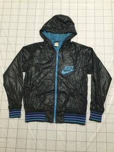 NIKE ナイキ　ナイロン　ジップパーカー　size M ブラック　ブルー　状態良い