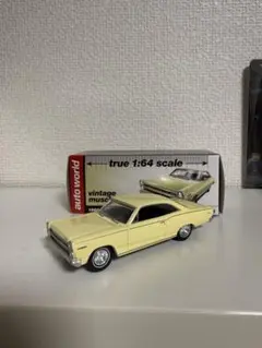 オートワールド 1/64 1966 マーキュリー コメット カリエンテ