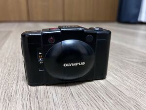 Olympus XA2