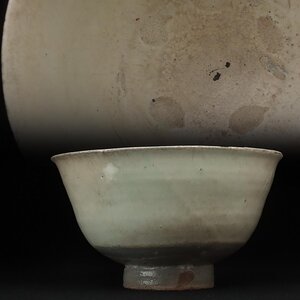 EX158 朝鮮古美術 李朝粉青沙器鉢 径16.8cm 木箱附・五ツ目跡 李朝粉青沙器茶碗 朝鮮古陶