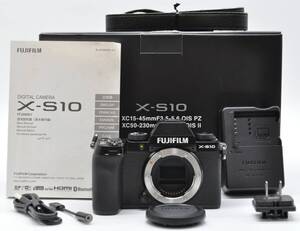 ＜極上美品！！＞　Fujifilm　フジフィルム　X-S10 ボディ　※※ショット数、なんと１９回！！※※　♪あるとうれしい元箱＆説明書付き♪