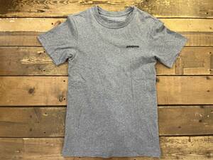 PATAGONIA / パタゴニア 半袖tシャツ メンズ 両面プリント グレー XSサイズ コットン１００％ MADE IN USA 米国製 USED