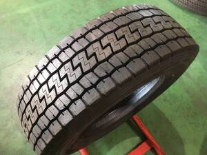 s999-4-12 ☆235/70R17.5 中古（未使用品）1本！ ヨコハマ 710R 2021年製 残溝15ｍｍ♪ K35