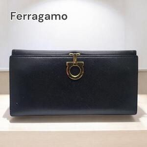 Ferragamo 長財布 二つ折り ガンチーニ レザー ブラック×ゴールド