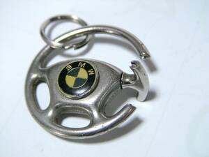 稀少　BMW ステアリング型キーホルダー中古　コレクター　レア　キーリング　レトロ　ビンテージ　送料￥140　keyring steering design