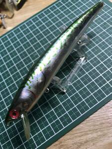 Ｃ　ダイワ　シーバスハンターⅡS シンキング 固定重心　13.5cm　DAIWA　SEABASS HUNTER　