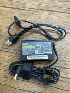 「D32_8」SONY ACアダプター AC ADAPTER VGP-AC16V7 16V 2.2A