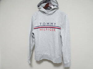  ★彡トミーヒルフィガーTOMMY★彡メンズS ラフなノージップパーカ センターロゴ☆彡