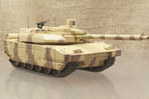 ★フランス主力戦車　ルクレール T5　1/72　125006
