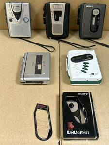 【た-6-67】60 当時物 SONY カセットレコーダー ウォークマン WALKMAN ポータブルカセットプレーヤー ラジオ 中古品 動作未確認 ジャンク