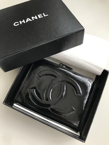 ＣＨＡＮＥＬ　シャネル　折り財布　ココマーク　がま口つき　折り財布　レディース　ブラック　人気商品