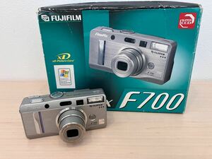 塩a054 FUJIFILM FinePix F700 34027946 富士フィルム コンパクトカメラ デジタルカメラ 中古品