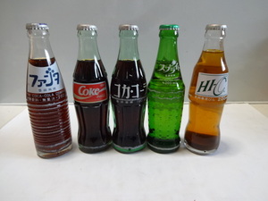 当時物　古い物　コカコーラ　瓶5個　スレ・キズ等イタミあります。飲めません！！　未開封　デッドストック ファンタ スプライト HiC