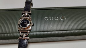 GUCCI グッチ 6300L クォーツ レディース 電池切れか故障かは不明です。専用ケース付き 。