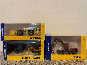 【お買い得セット】コマツミニチュア3点セット KOMATSU (WX22H, 931XC, G40 & PC30E-5)