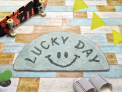 スマイルマット ハーフラウンド LUCKY DAY グリーン