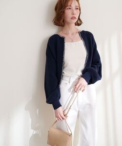 送料無料【未使用】natural couture パールトリムクルーネックカーディガン　ネイビー　フリーサイズ　上品