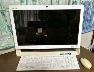 ソニー SONY VAIO Jシリーズ VPCJ229FJ Core i7 2.80GHz / 8GB / 2TB / BDドライブ 21.5型液晶一体型テレビ