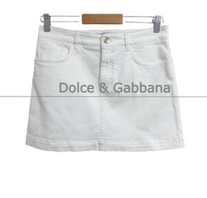 美品 Dolce&Gabbana ドルチェ＆ガッバーナ サイズ40 ストレッチ ロゴプレート ミニ丈 デニムスカート ミニスカート オフホワイト