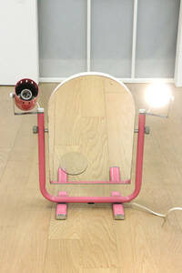 メイクアップミラー　ピンク　通電確認済み　メイク道具　鏡　ライト　ジャンク品