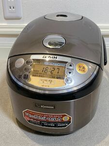 ZOJIRUSHI 圧力IH IH炊飯ジャー 1.8L 極め炊き 炊飯器 名 NP-NY18型 象印