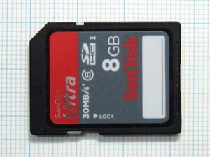 ★SanDisk ＳＤＨＣ メモリーカード ８GB 中古★送料８５円・１８５円