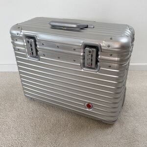 【付属品フルセット】RIMOWA × Vodafone PILOT Trolley 2輪 アルミニウム Made in Germany