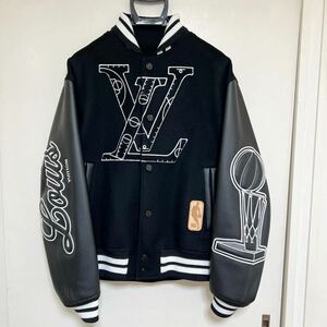 【未使用品】LOUIS VUITTON ルイヴィトン NBA バーシティ ジャケット スタジャン ブルゾン RM212M MJY HLL02E size 50