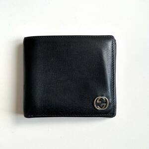 グッチ　GUCCI 二つ折り財布