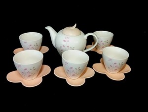 初だし品　茶菓揃　急須　ティーポット 　 カップ&ソーサー　たかしまれいこ　桃山陶器　紙箱　★広島発送★(岡山発送品同梱不可)