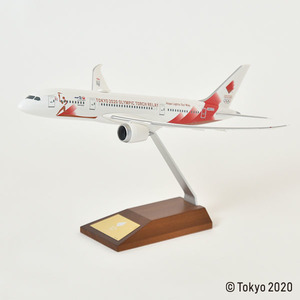 即決♪新品♪限定 日本航空 JAL 東京オリンピック 東京2020オリンピック聖火特別輸送機 スナップインモデル 1:200 1/200 モデルプレーン