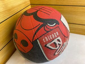 希少　7号　SPALDING CHICAGO Bulls バスケットボール　シカゴブルズ　スポルディング